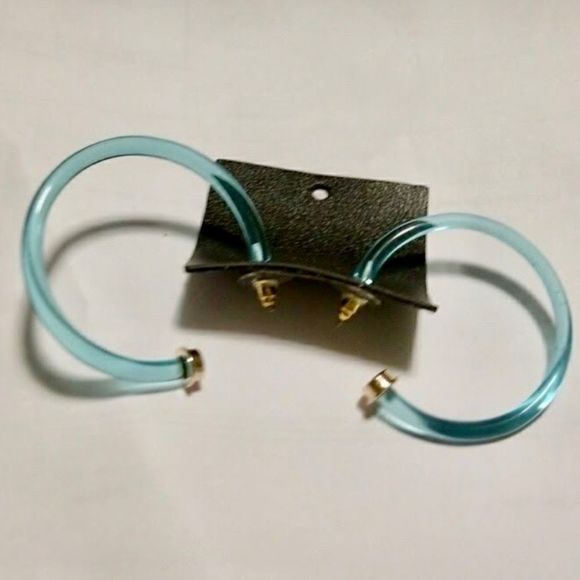 Free People Jewelry - Free People Clear Blue Lucite Hoop Earrings NWT
